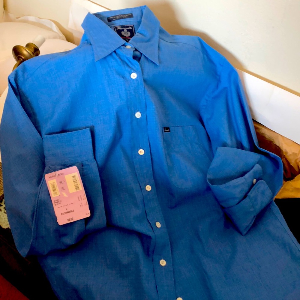 Women’s shirt